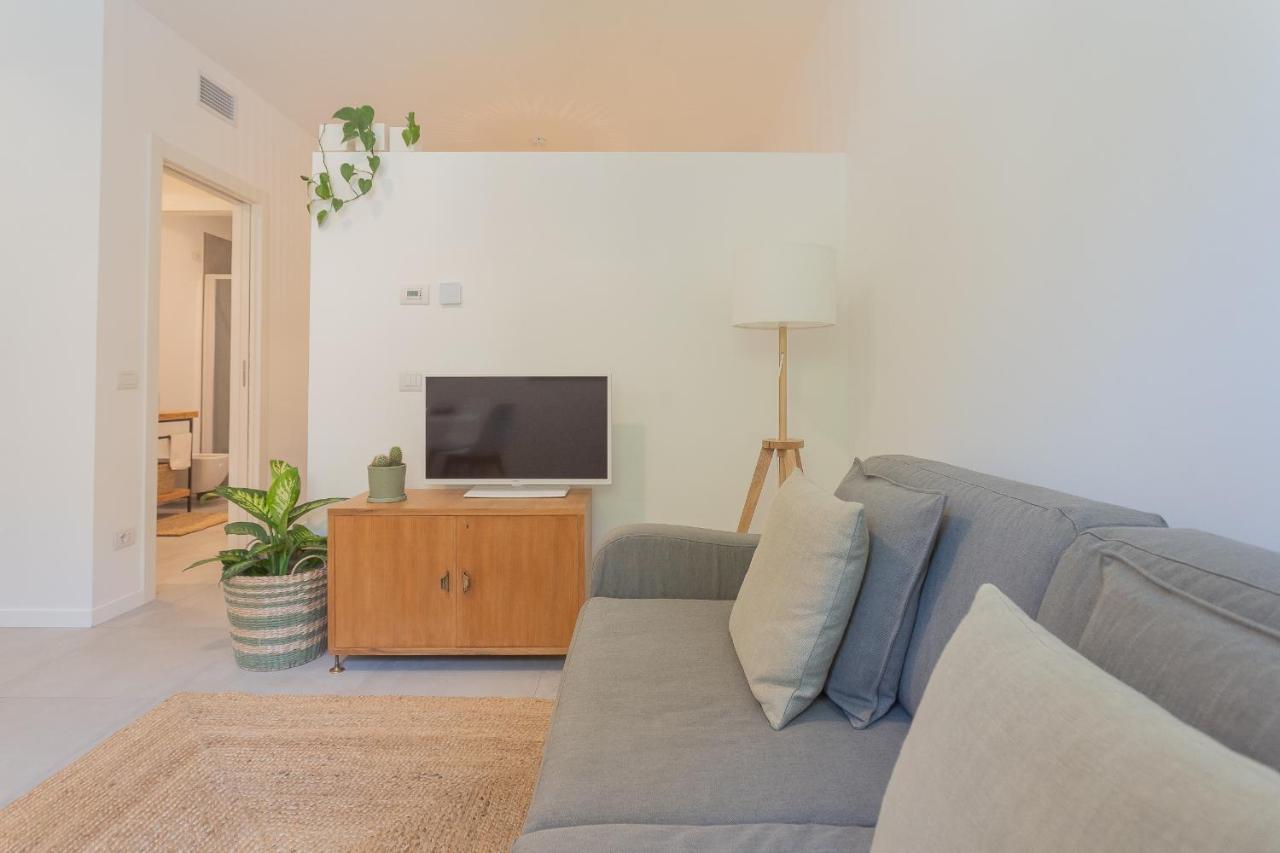 Ginepro & Salvia Apartments In Como By Rent All Como Exteriör bild